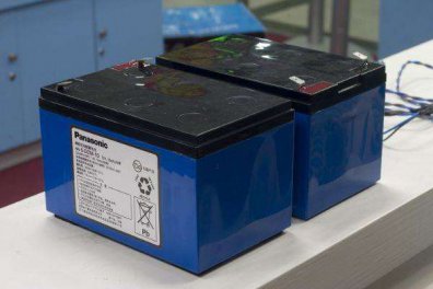 锂电池和铅酸蓄电池有什么区别